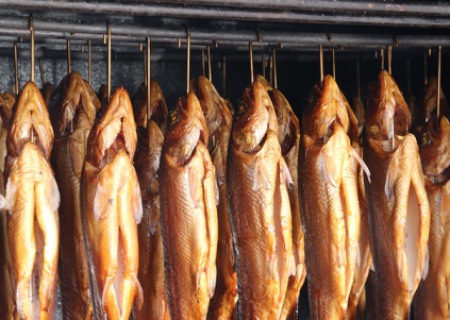 Räucherfisch auf dem Obstgut Triebe